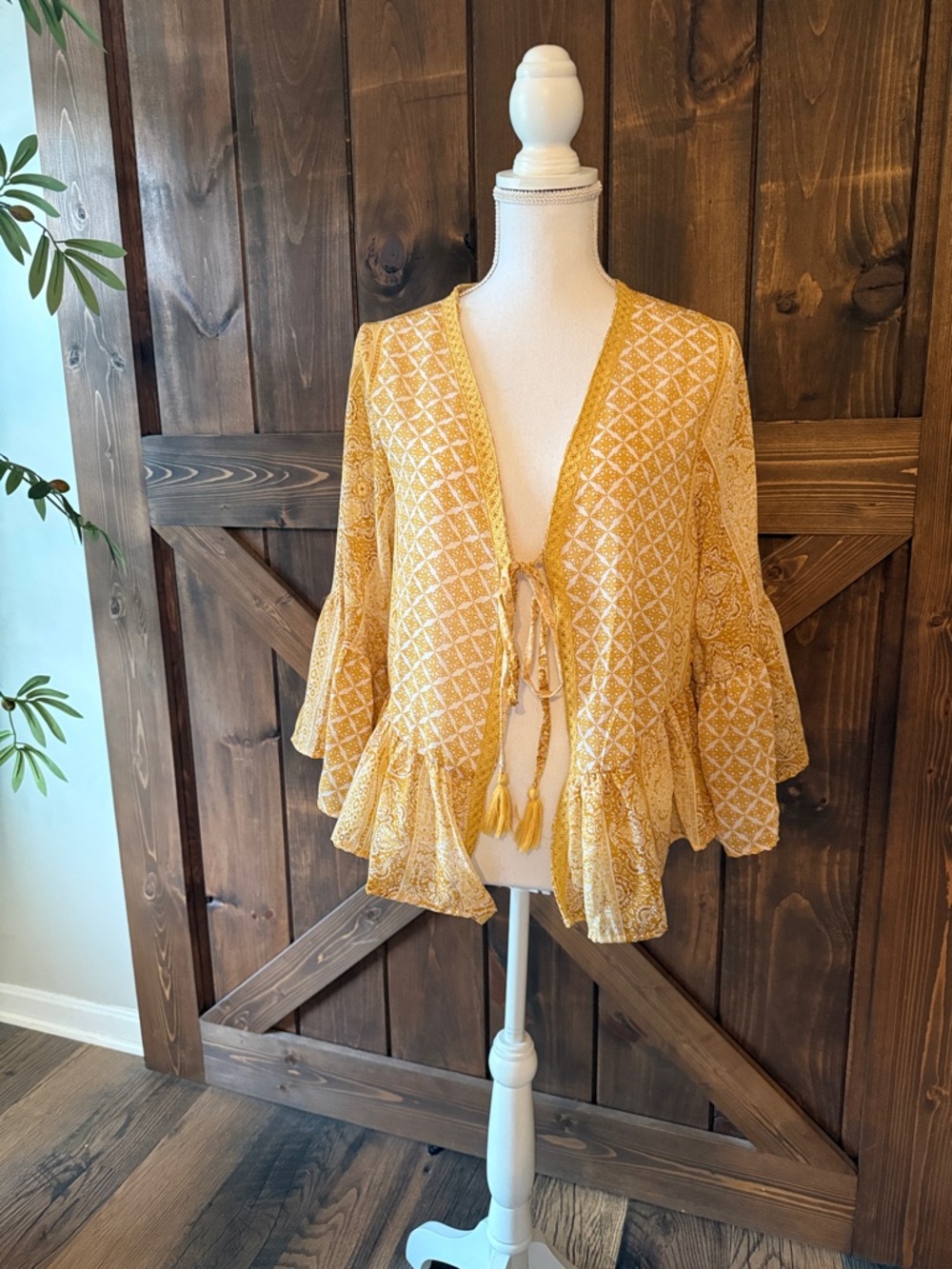 Yellow Tassel-Tie Boho Ruffle blouse